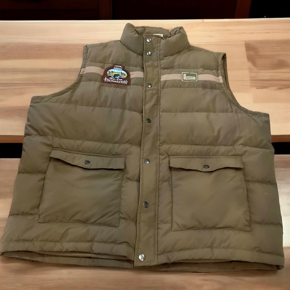 Banded down filled vest, NWT, kakai, Men’s XL, AR Game & Fish Fdn Board Member